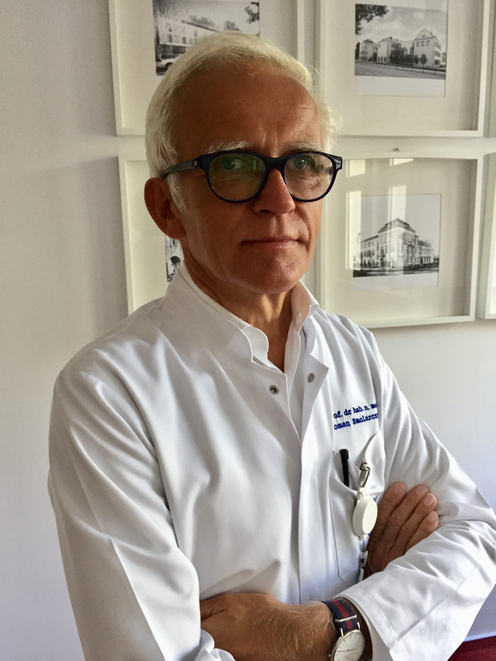 Prof. dr hab. n. med. Roman Smolarczyk